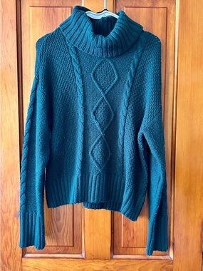 Copper Key Green Cable Turtleneck Sweater Size L